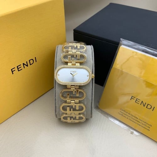 ساعة فندي الحصرية