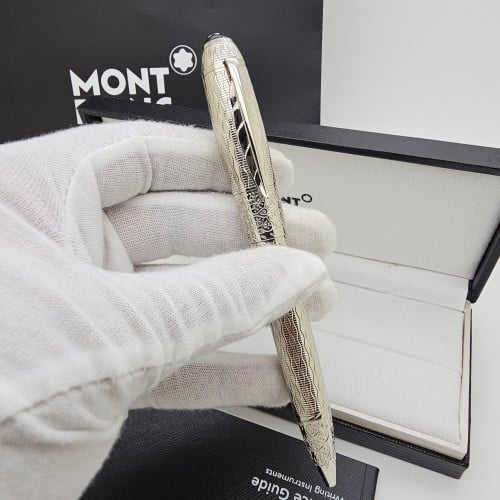 قلم مونت بلانك ريشه نحيف