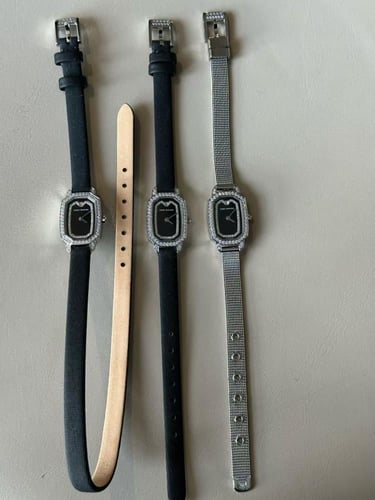 ساعة هاري وينستون جلد مع زركون داخلي وخارجي