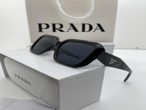 نظارة برادا