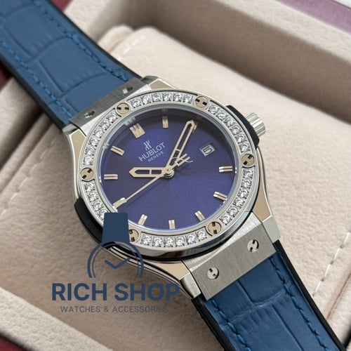 ساعة هوبلت جلد كحلي النسائية