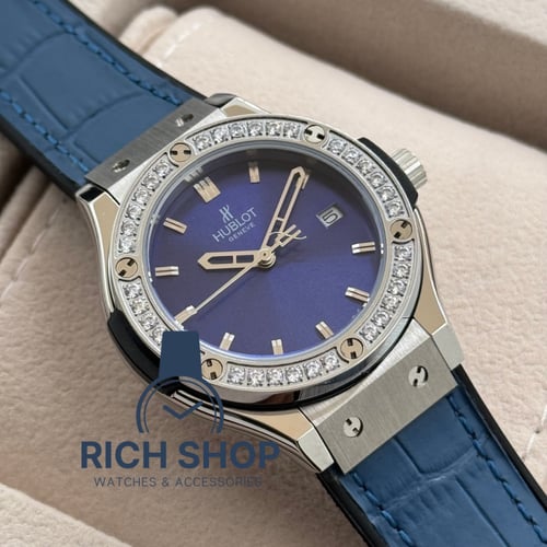 ساعة هوبلت جلد كحلي النسائية