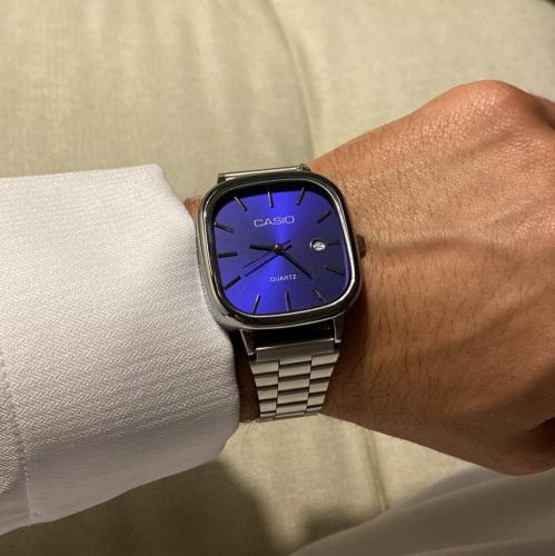 ساعة كاسيو كحلي