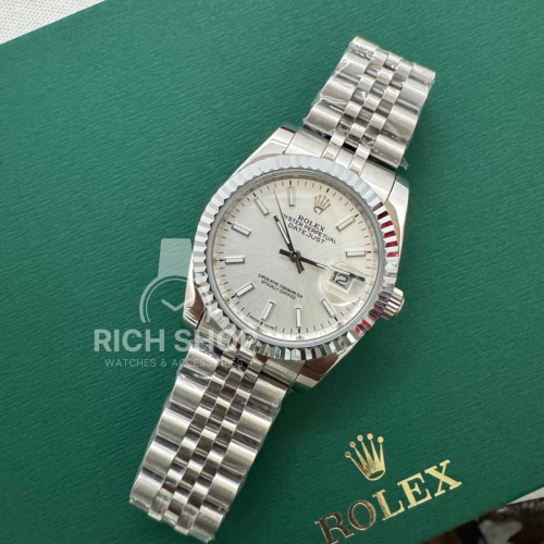 ساعة رولكس ديت جست وسط