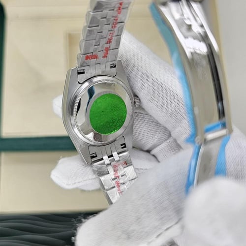 ساعة رولكس النسائية