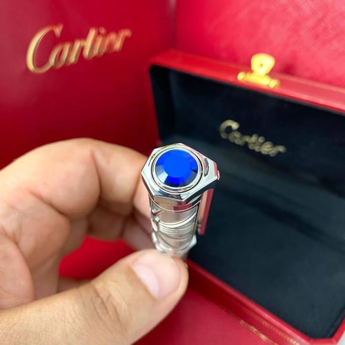 قلم كارتير سانتوس دومو الأكثر طلباً