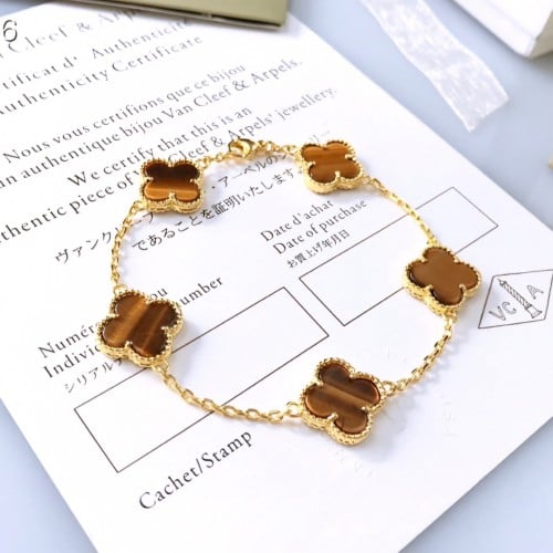 اسوارة فان كليف VCA