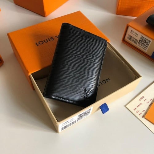 محفظة لويس فيتون