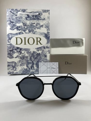 نظارة ديور اسود كامل