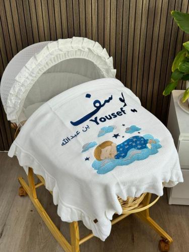 Blanket with embroidery
