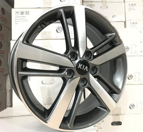 Kia Cerato rim size 17 model 2018