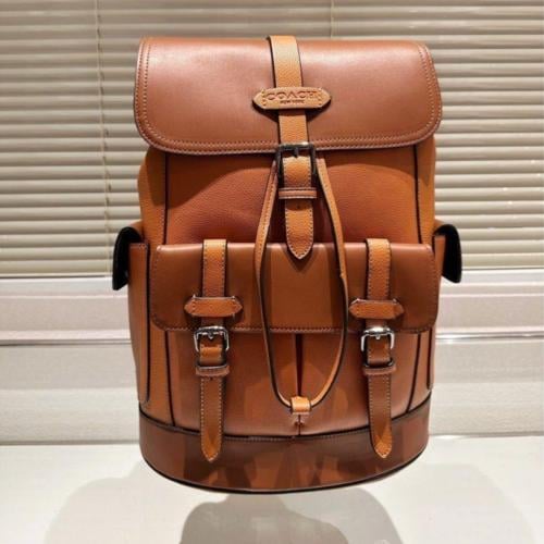 شنطة ظهر كوتش Coach