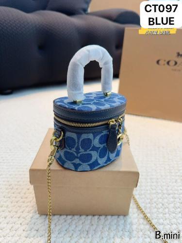 شنطة نسائية كوتش COACH