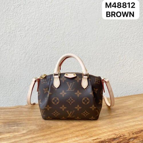 شنطة نسائية لويس فيتون LV