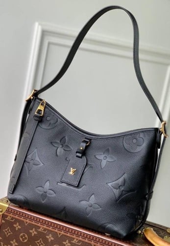 شنطة نسائية لويس فيتون LV