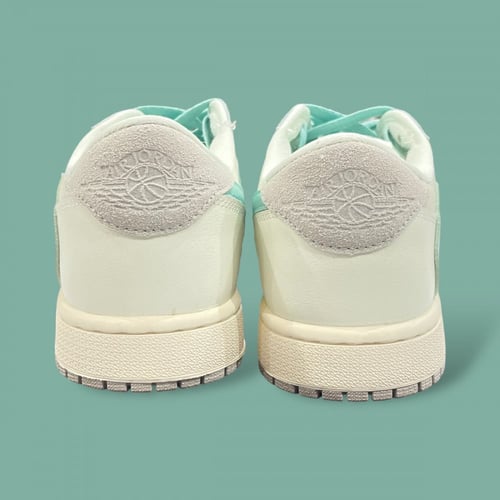 Travis Scott x Nike Air Jordan 1 Low Tiffany