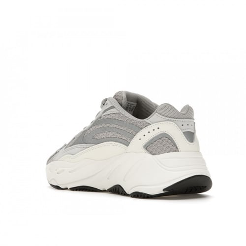 ايزي 700 رجالي - نسائي