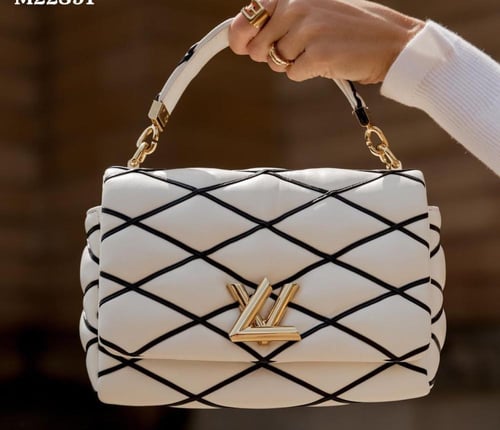 شنطة نسائية لويس فيتون LV