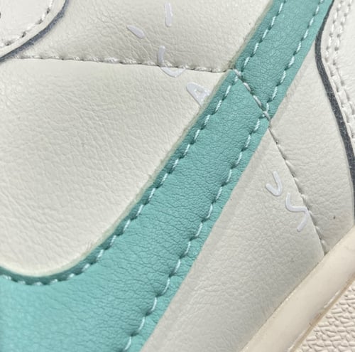 Travis Scott x Nike Air Jordan 1 Low Tiffany