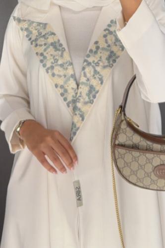 عباية كتان ابيض مع كلفه SU33