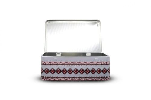 علبة معدن بنقش السدو