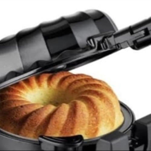 صانعة الكيك