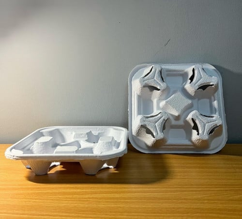 حامل اكواب رباعي ابيض كرتون 300 حبه