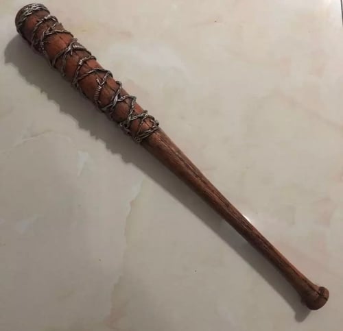 مضرب نيقن لوسيل ذا والكنق ديد | Negan