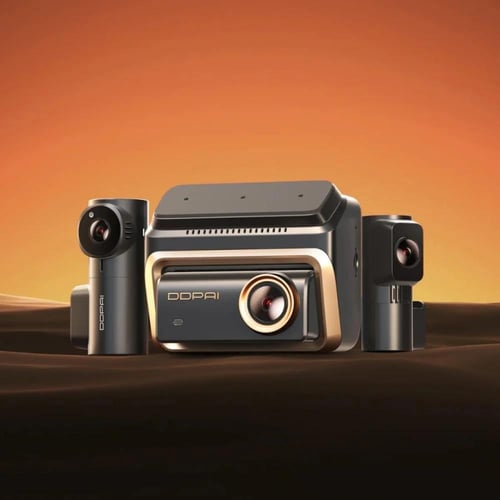 داش كام Z90 ماسترDDPAI ثلاث كاميرات امامي وخلفي 4k...