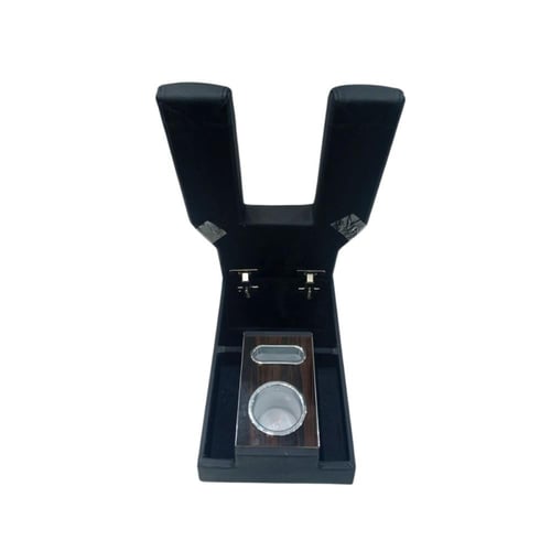 تكاية إف جي من 2008 / 2021 جلد أسود