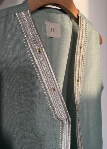 سديري باللون التيفاني