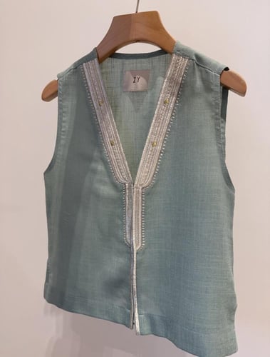 سديري باللون التيفاني