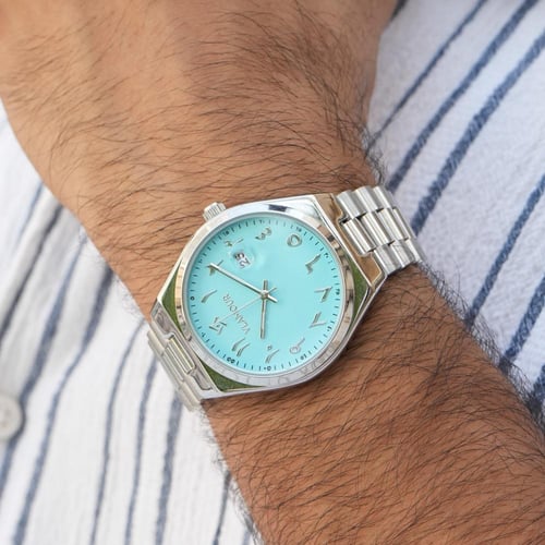 ساعة رجالية بسير ستيل بلون فضي و أرقام عربية