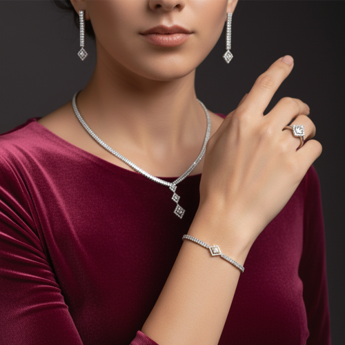 طقم نسائي فاخر مرصع بفصوص الزيركون