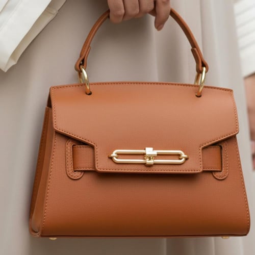 شنطة جلدية أنيقة