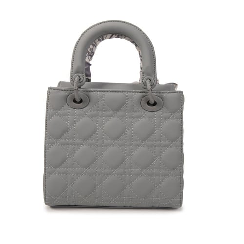 شنطة جلدية أنيقة