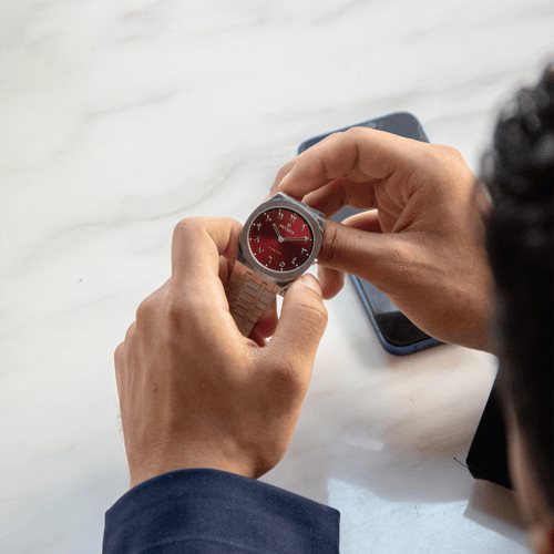 ساعة الحلم الرجالية ستيل باللون الفضي