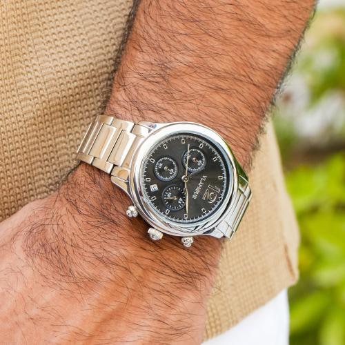 ساعة رجالية فضي وميناء أسود – تصميم أنيق