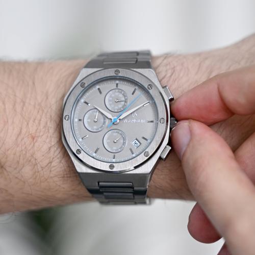 ساعة رجالية بسير ستيل بلون اسود