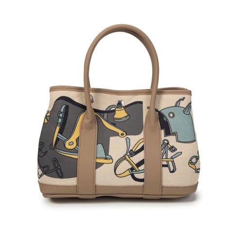 شنطة جلدية أنيقة