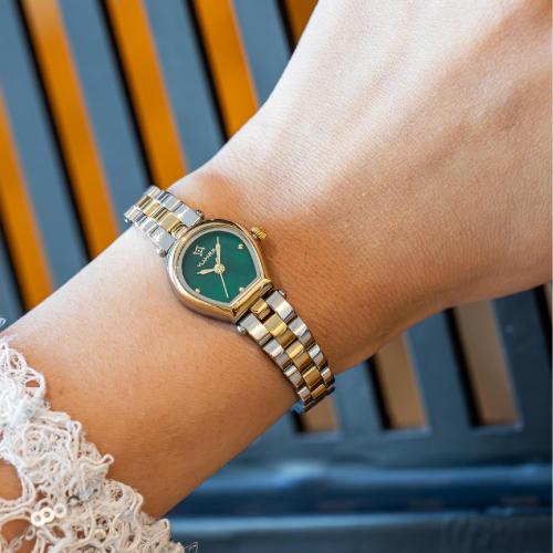 ساعة نسائية ستيل بلون ذهبي و فضي