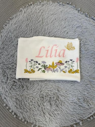 كوفله شال تطريز بالاسم