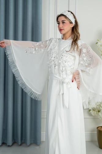 طقم سابع روب نفاس + مدس طفل+ لبس