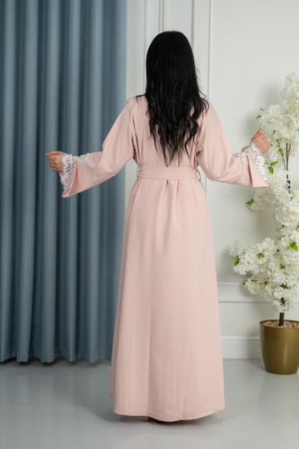 روب استقبال مواليد للأم بكلفة فاخرة - لحمي