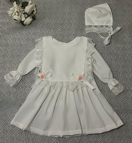 فستان مواليد للاستقبال