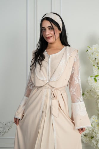 قميص استقبال بأكمام دانتيل ولؤلؤ - بيج