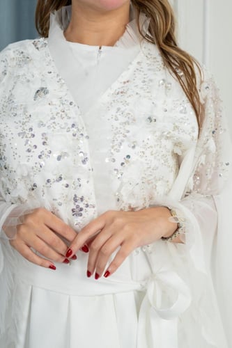 روب استقبال بتصميم انيق - افوايت