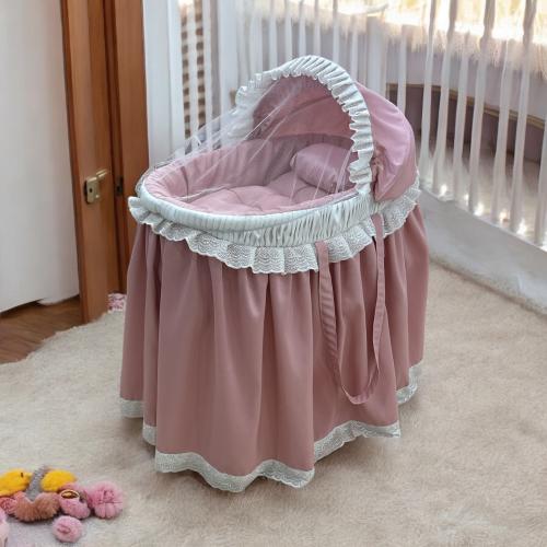 سرير استقبال بيبي تصميم ناعم