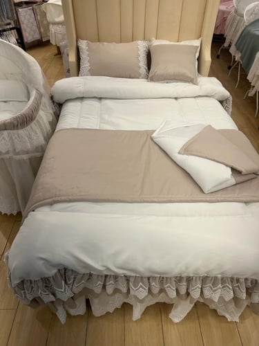 طقم مفرش نفاس مع سرير البيبي تفته