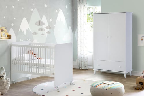 سرير اطفال جانب الام